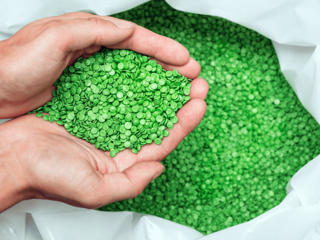 Plastic Extrusion: advantages and benefits